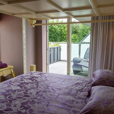 B&B Saint-Georges -Located In The City Centre Of Bruges- Екстериор снимка A bedroom at the hotel