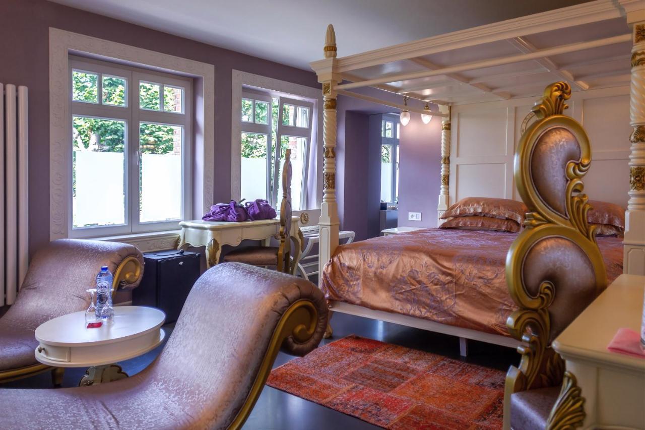 B&B Saint-Georges -Located In The City Centre Of Bruges- Екстериор снимка A suite at the Hotel de la Ville